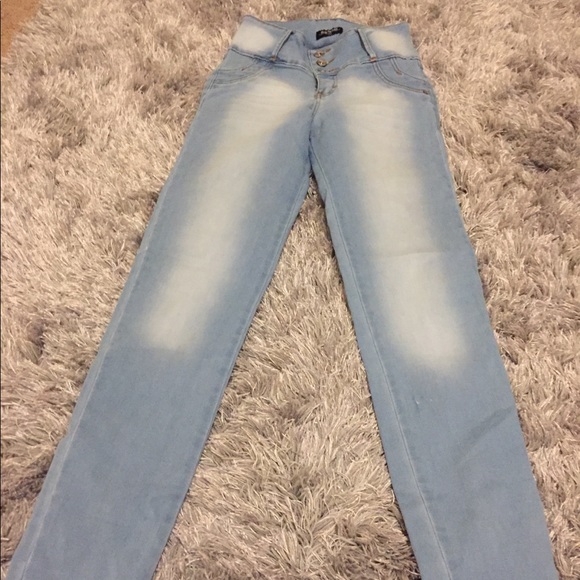 size 3 in us jeans